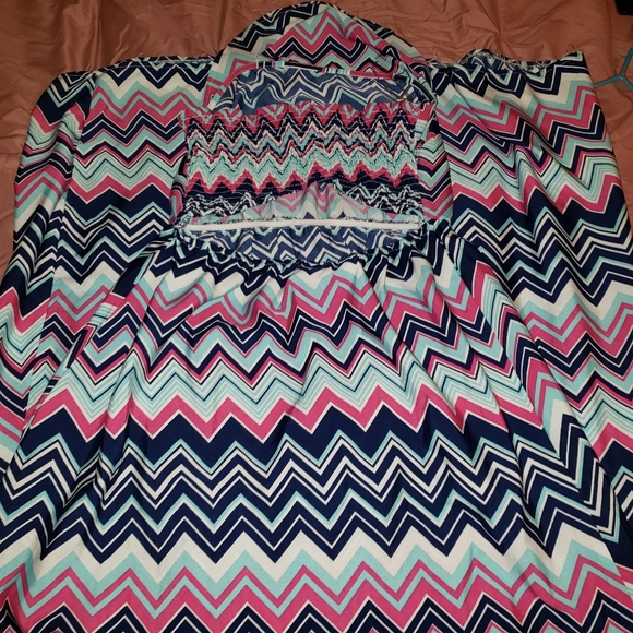 Dress - Picture 2 of 2